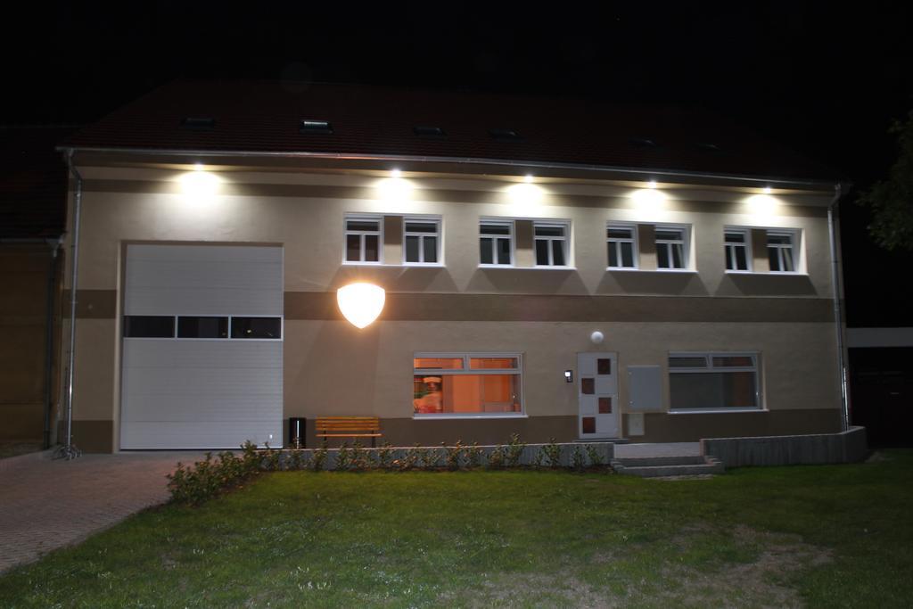 Penzion Piller Chvalín Εξωτερικό φωτογραφία